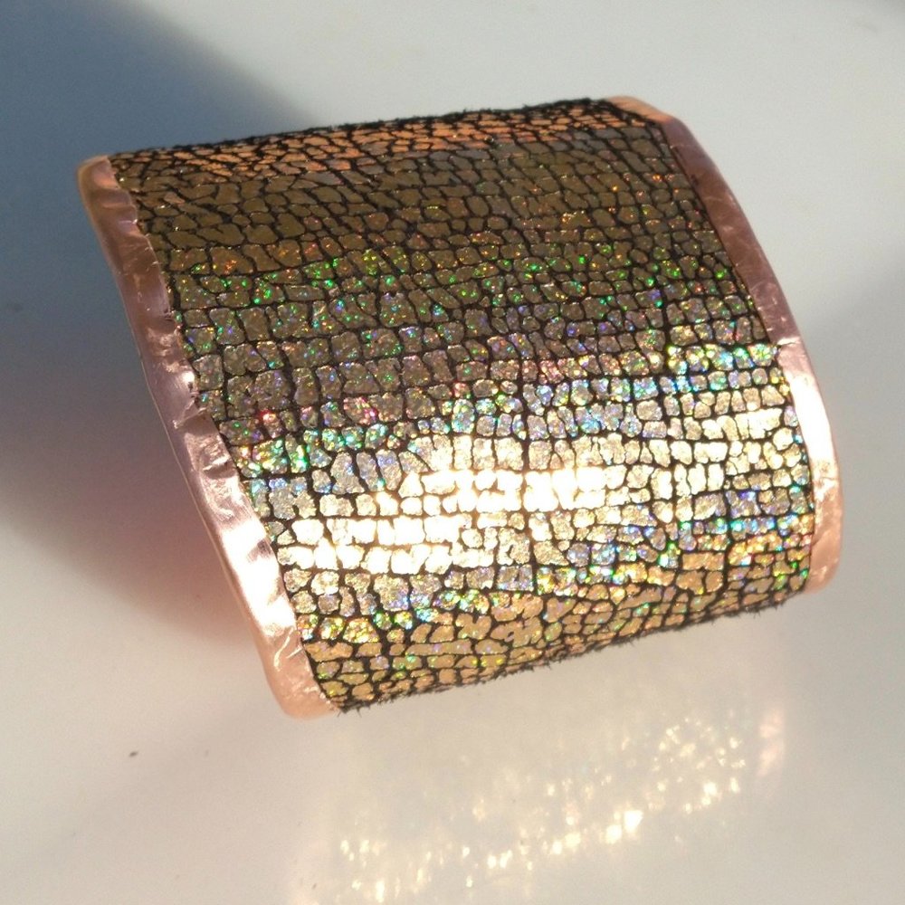 Genuine Leather Hologram Copper Cuff Bracelet Gold - Picture 7 of 10